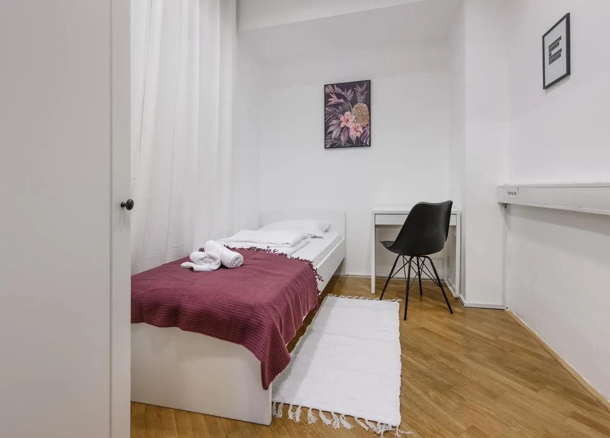 Hostal Royal Rooms*** Liubliana